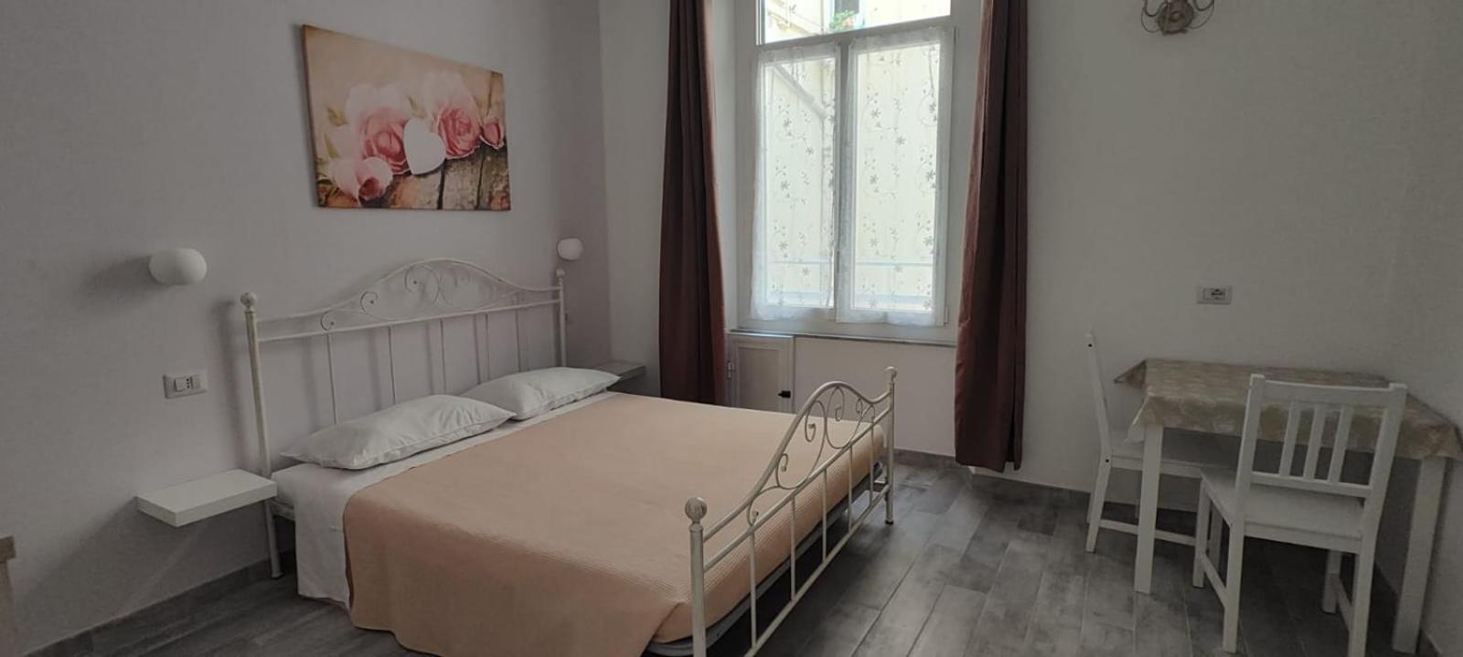 Le Quattro Stagioni Bed and Breakfast Genua Exteriör bild