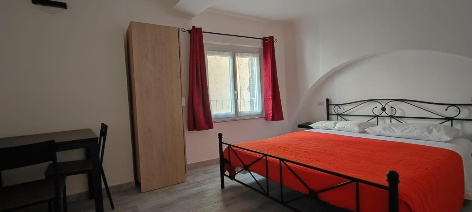 Le Quattro Stagioni Bed and Breakfast Genua Exteriör bild