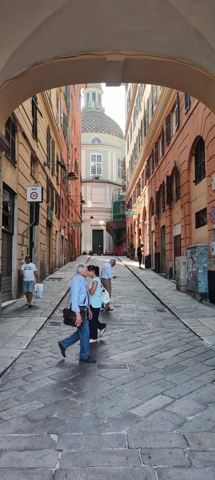 Le Quattro Stagioni Bed and Breakfast Genua Exteriör bild